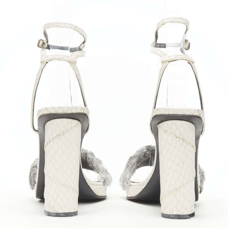 Gianni Versace Shearling Cone Sandals White Leather Very good condition - Box View