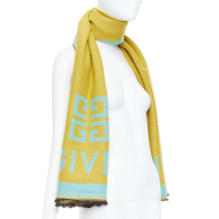 Givenchy Logo Fringe Scarf Green Wool Very good condition - Inside View