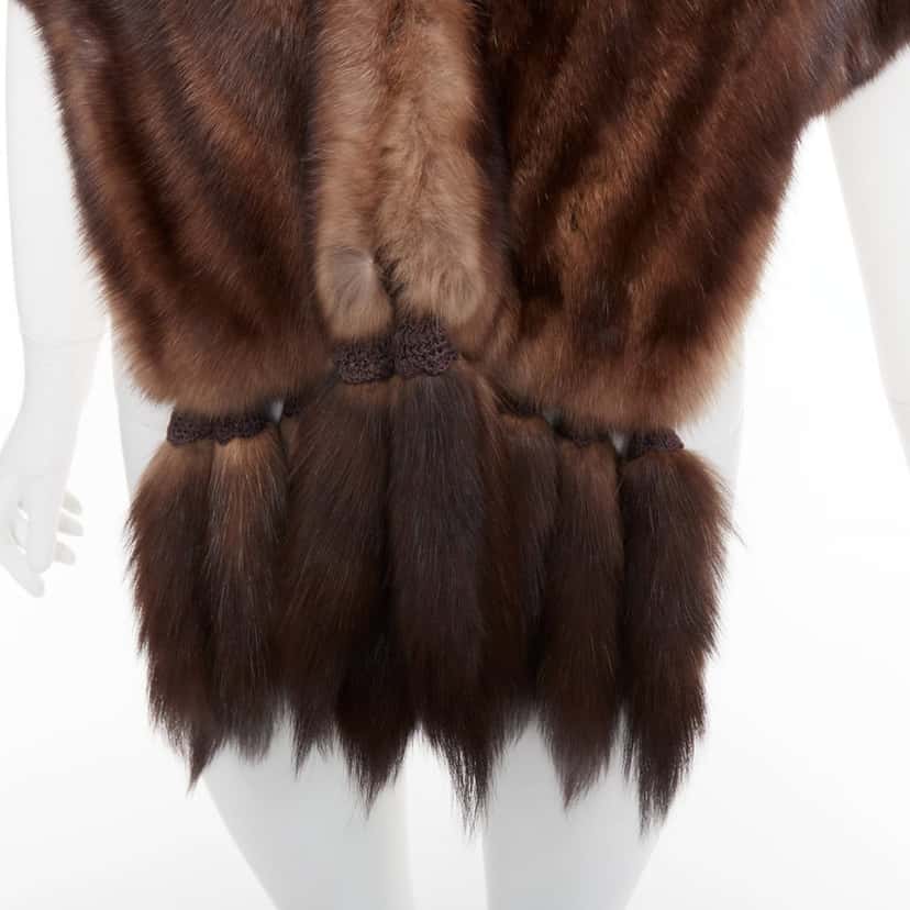 NON SIGNE / UNSIGNED Product Brown Fur Very good condition - Back View