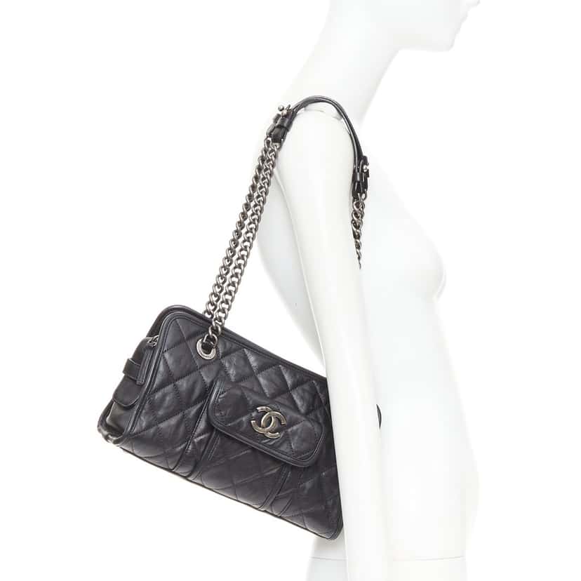 Chanel Calfskin Quilted Small Casual Riviera Zip Shoulder Bag Black Leather Good condition - Back View