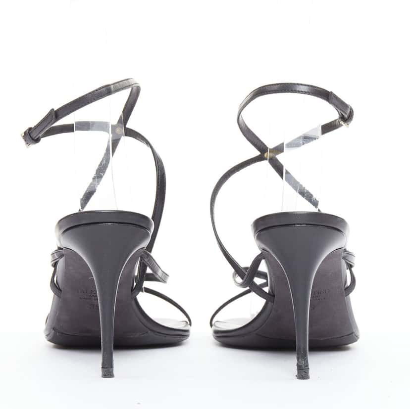 VALENTINO GARAVANI Rockstud Black Leather Fair condition - Box View