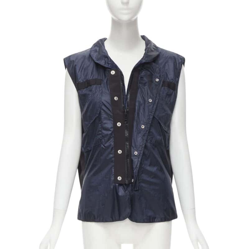 Sacai Technical Pocket Vest Navy Polyester Never worn - Front View