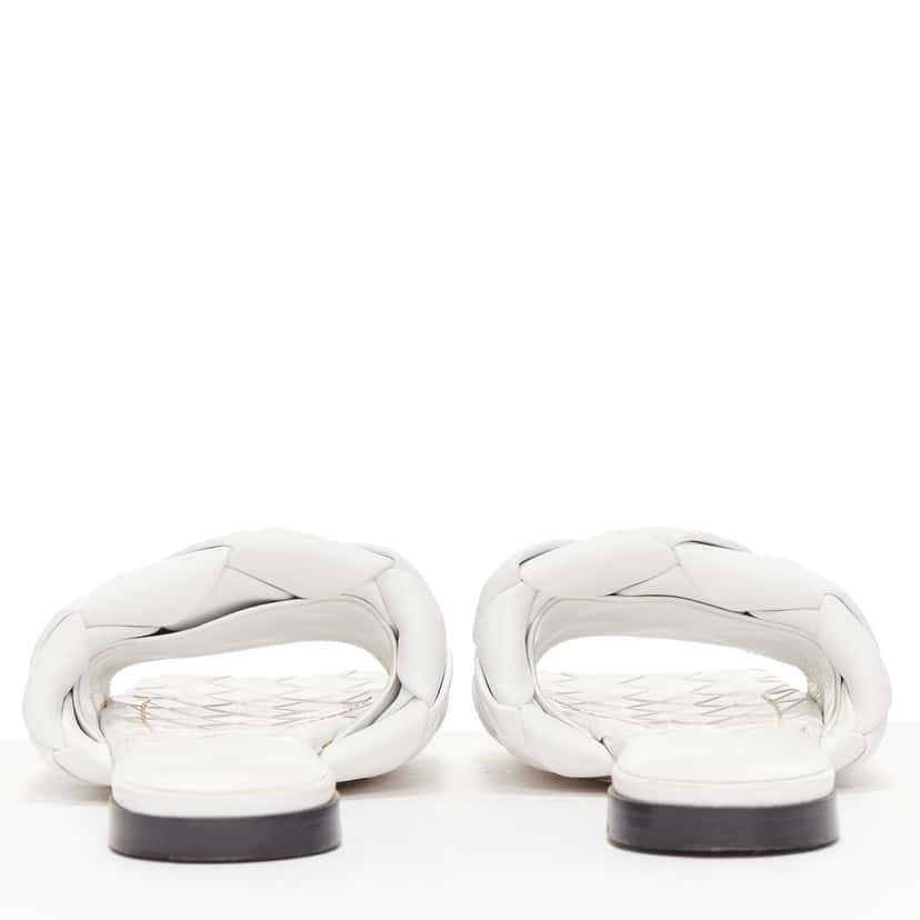 Bottega Veneta Lido White Leather Fair condition - Box View