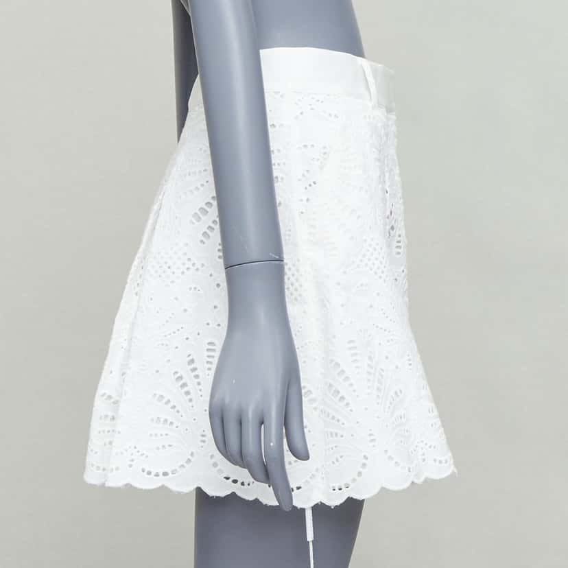 SELF-PORTRAIT Floral Anglais Shorts White Cotton Never worn, with tag - Model View