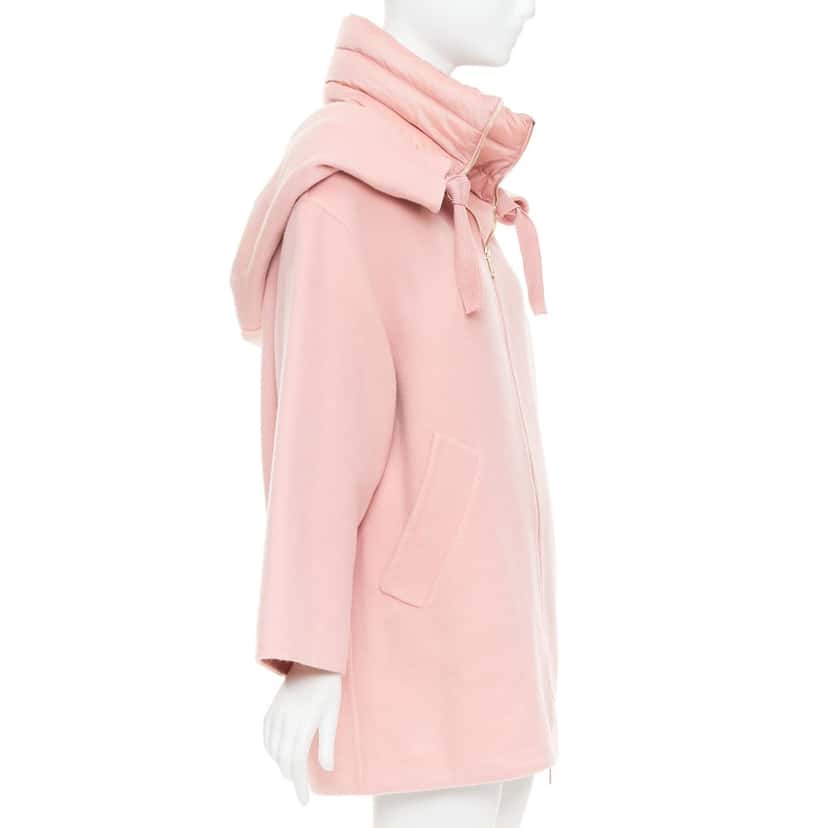 Moncler Product Pink Wool Very good condition - Box View