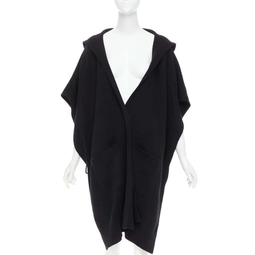 Hermes Product Black Cashmere Very good condition - Front View