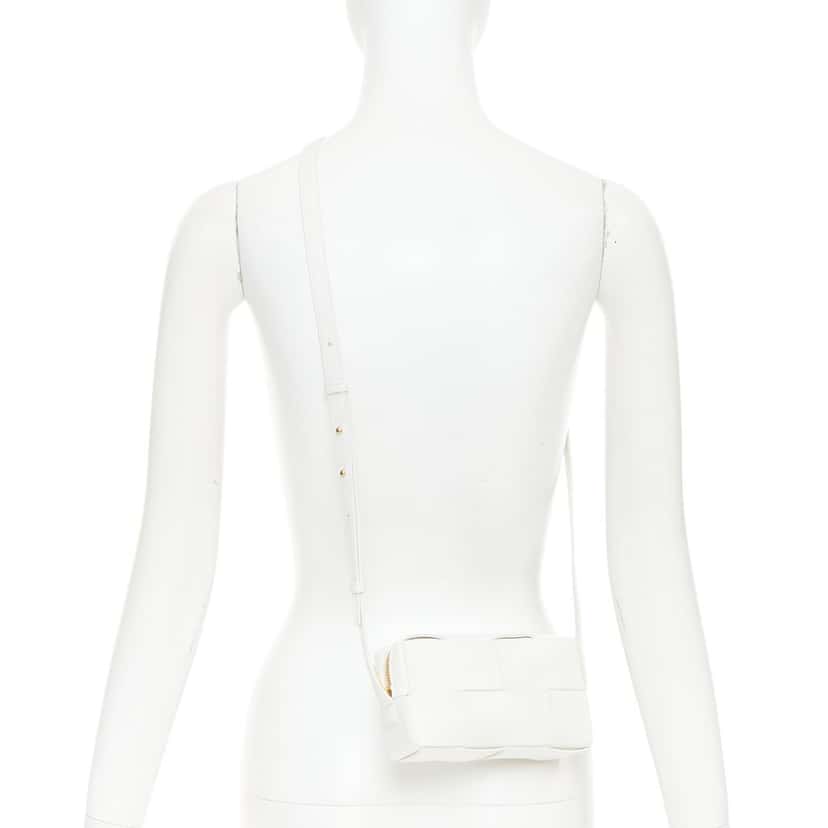 Bottega Veneta Mini Cassette White Leather Good condition - Back View