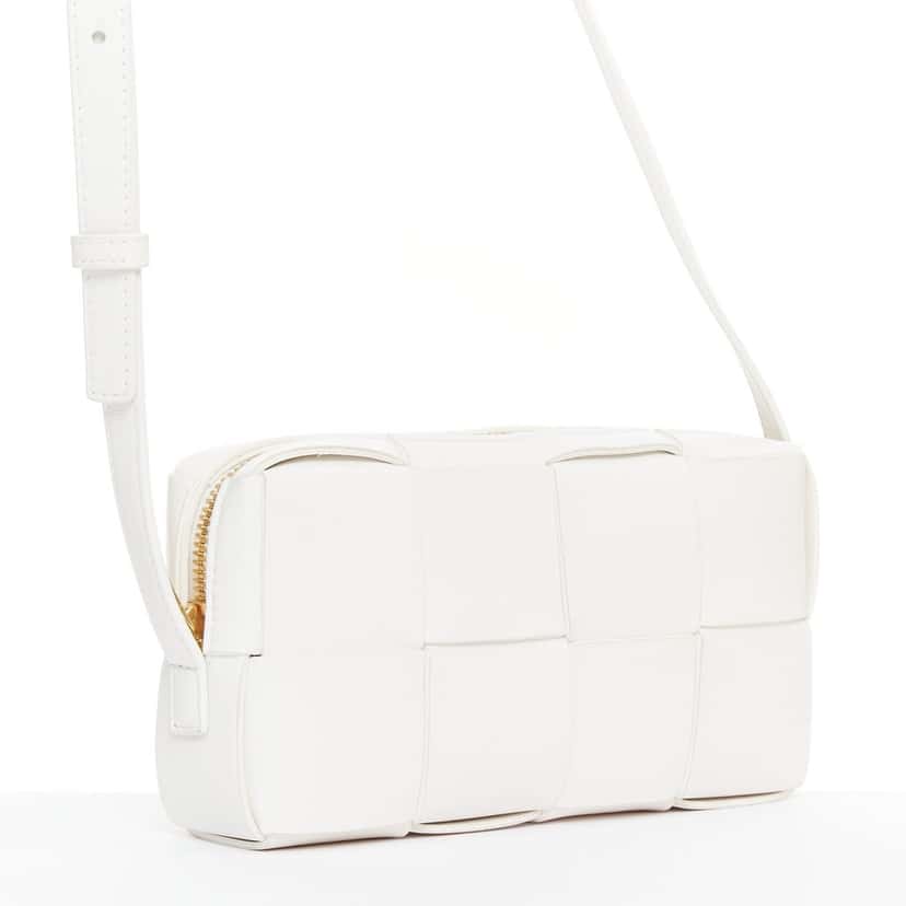 Bottega Veneta Mini Cassette White Leather Good condition - Inside View