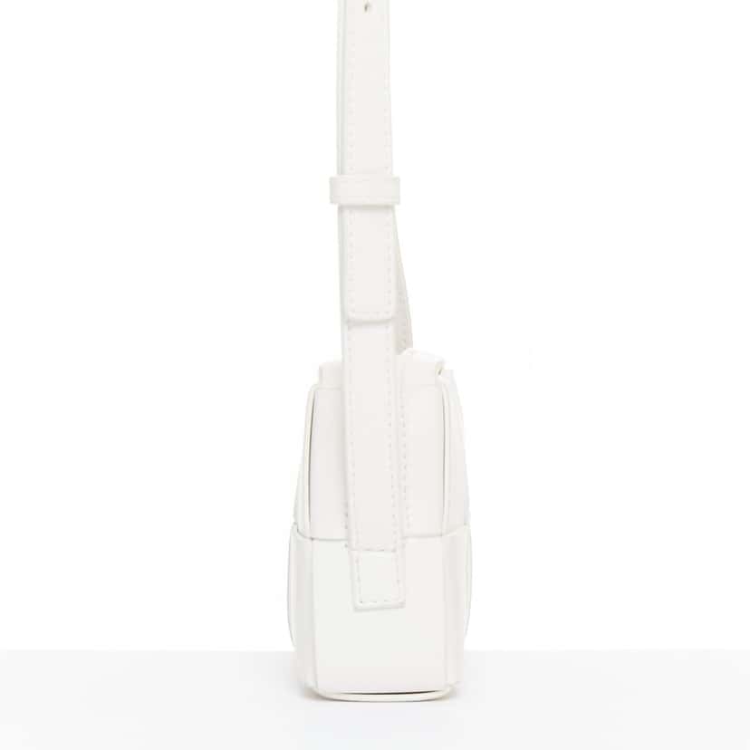 Bottega Veneta Mini Cassette White Leather Good condition - Model View