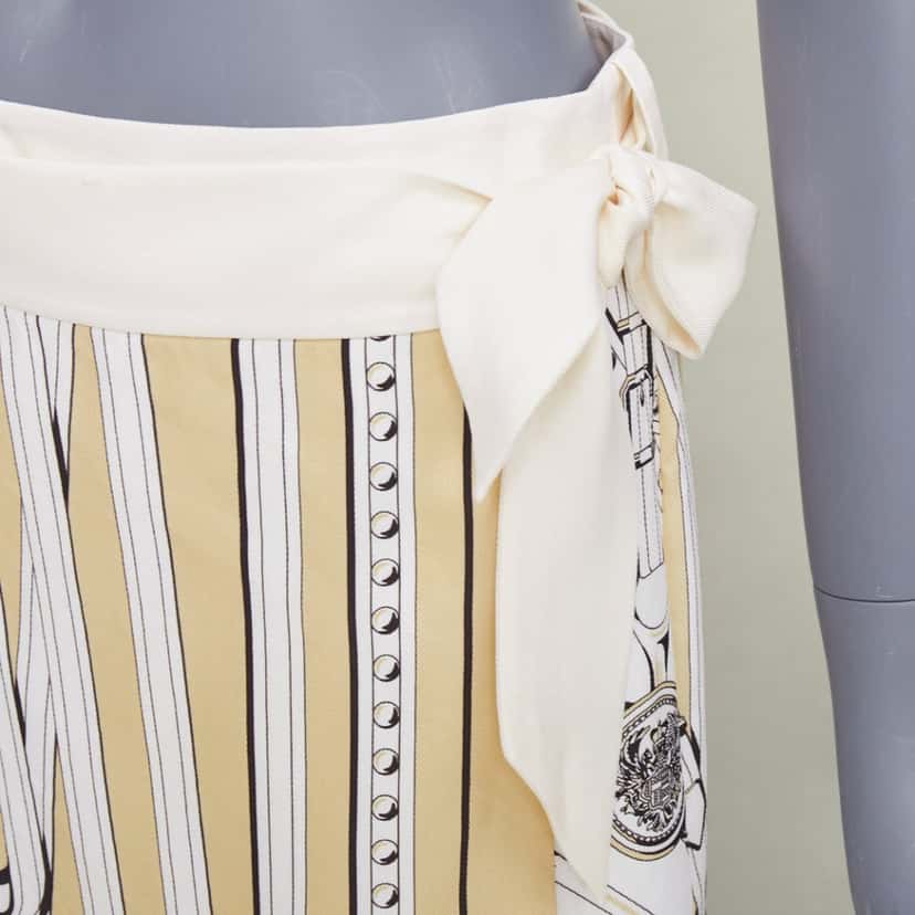 Hermes Product Beige Silk Very good condition - Back View