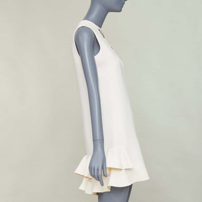 Louis Vuitton Product Beige Wool Very good condition - Model View