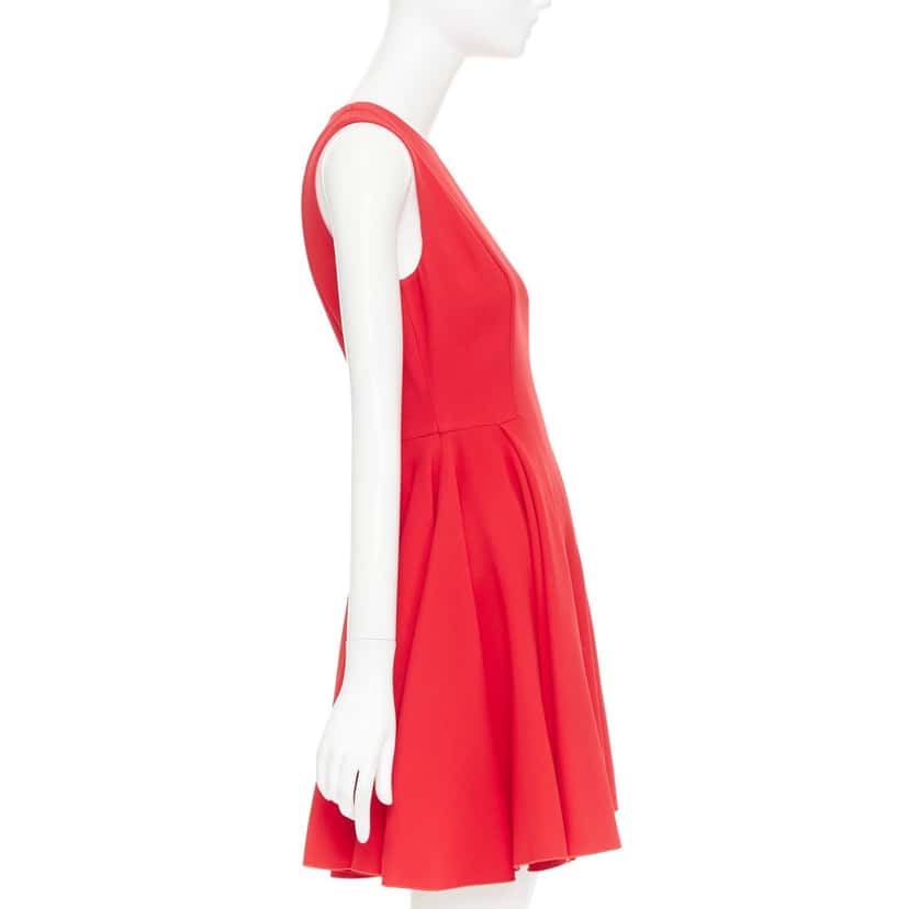 Giambattista Valli Product Red Viscose Very good condition - Model View