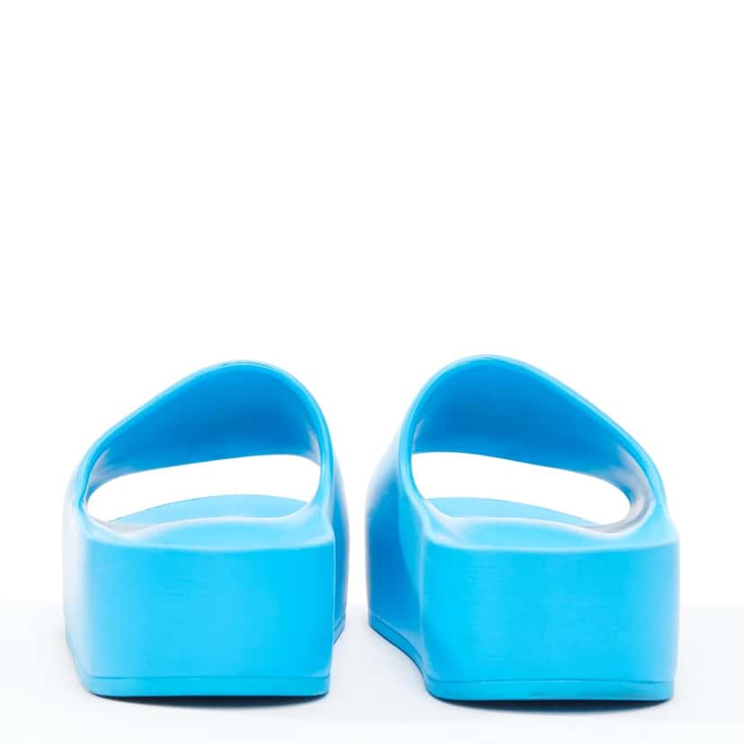 Balenciaga Mono Blue Rubber Good condition - Box View