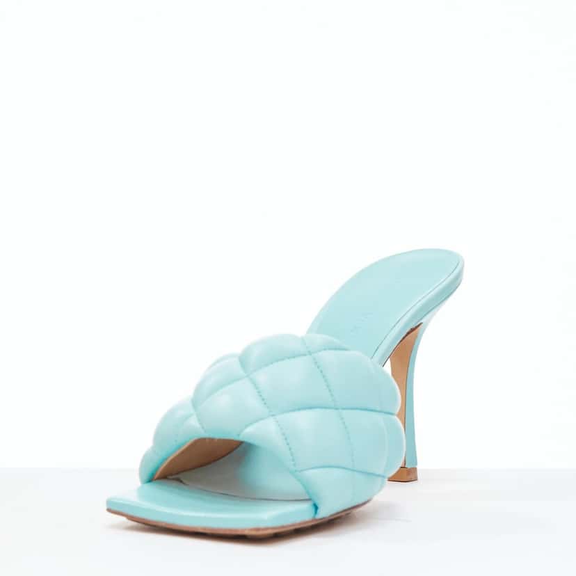 Bottega Veneta Product Blue Leather Very good condition - Model View