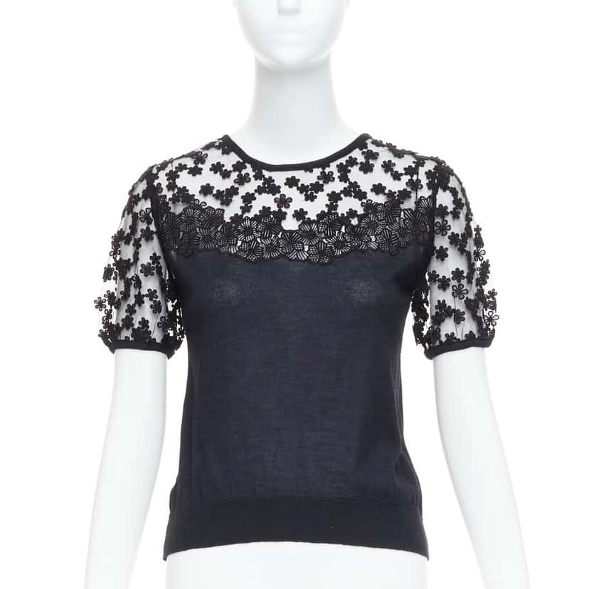 Giambattista Valli Floral Lace Sweater Black Cashmere Never worn - Front View