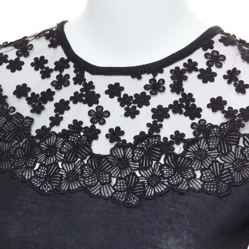 Giambattista Valli Floral Lace Sweater Black Cashmere Never worn - Back View