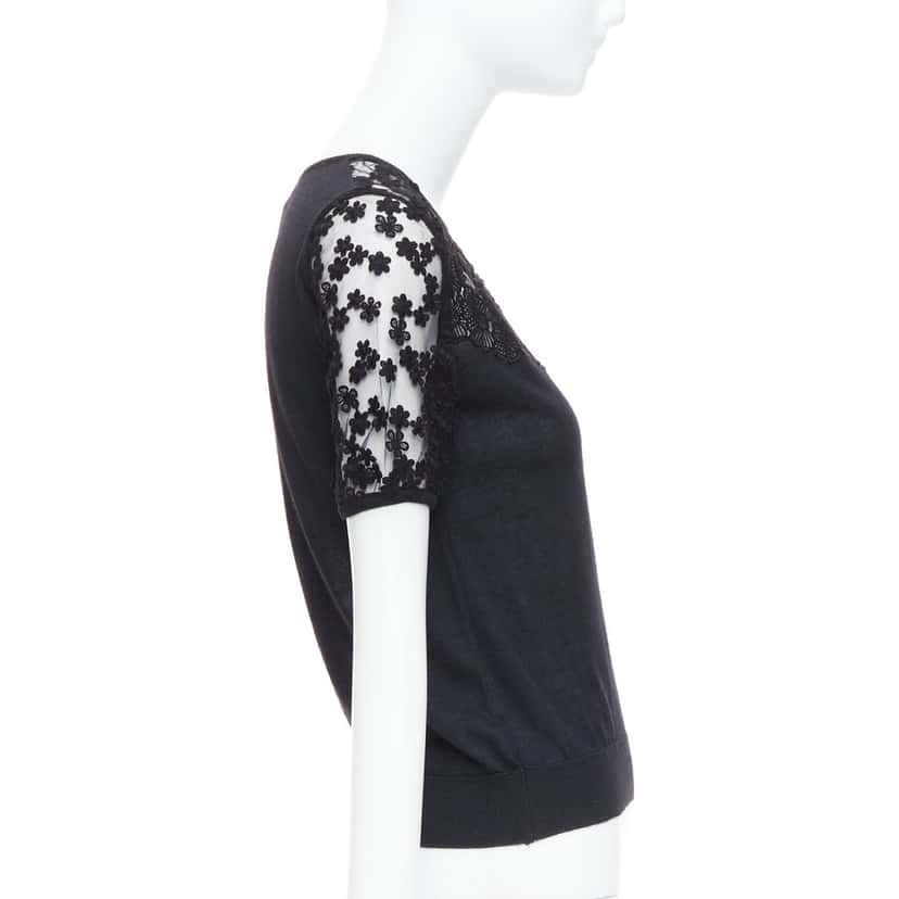 Giambattista Valli Floral Lace Sweater Black Cashmere Never worn - Model View