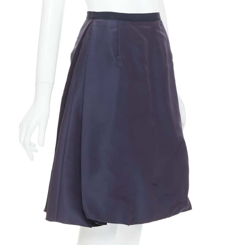 Oscar de la Renta Bubble Pleat Skirt Navy Silk Very good condition - Front View