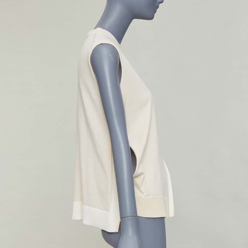 Celine Product Beige Wool Very good condition - Model View