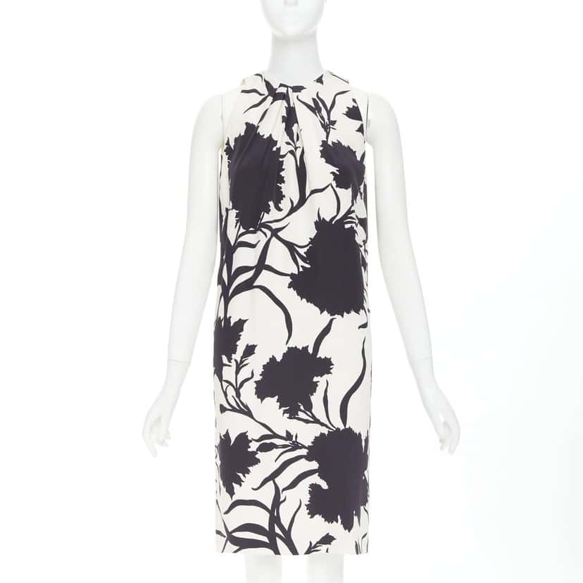 Dior Product Beige Silk Very good condition - Front View