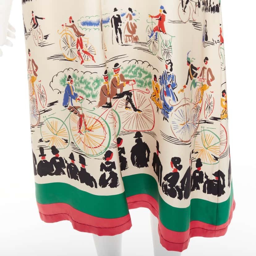 Celine Product Beige Silk Very good condition - Back View