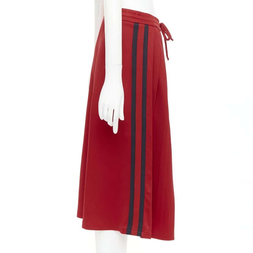 Gucci Product Red Polyester Never worn, with tag - Model View