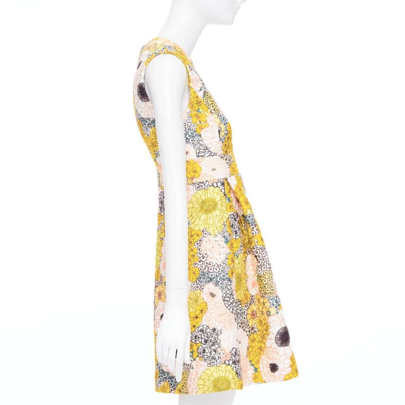 GIAMBA Product Yellow Polyester Very good condition - Model View