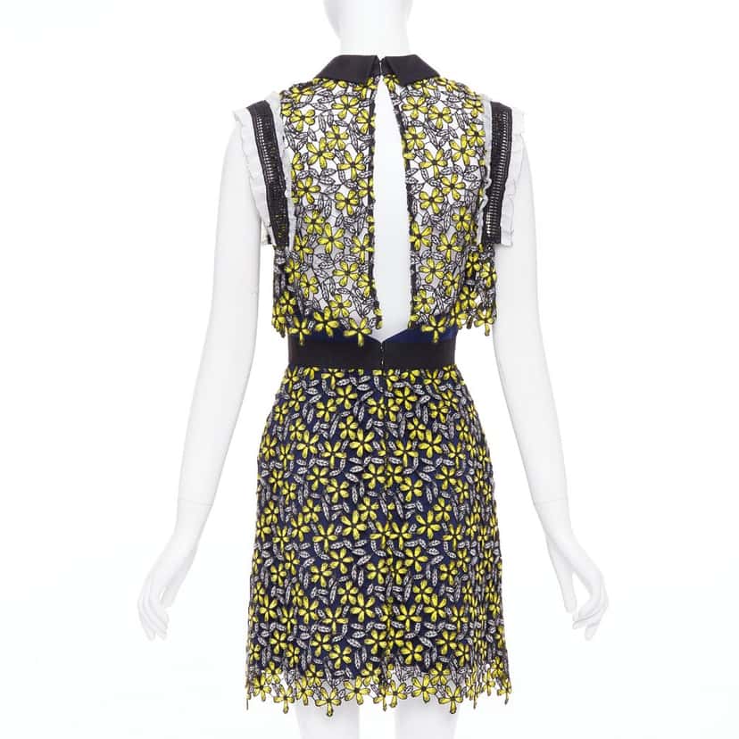 SELF-PORTRAIT Eleina Sculpted Daisy Guipure Dress Yellow Polyester Very good condition - Model View