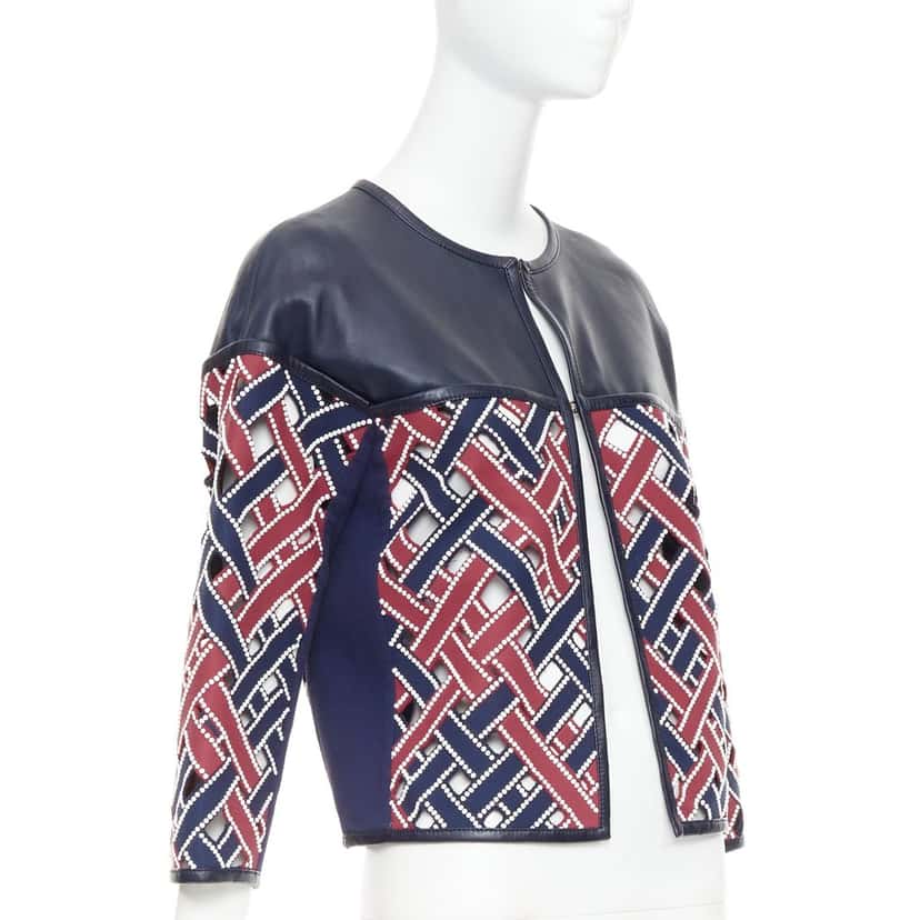 Louis Vuitton Product Navy Leather Very good condition - Model View