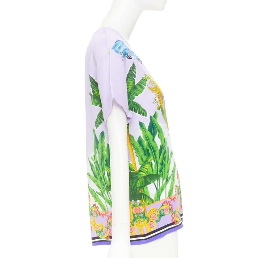 Versace Product Purple Silk Very good condition - Model View