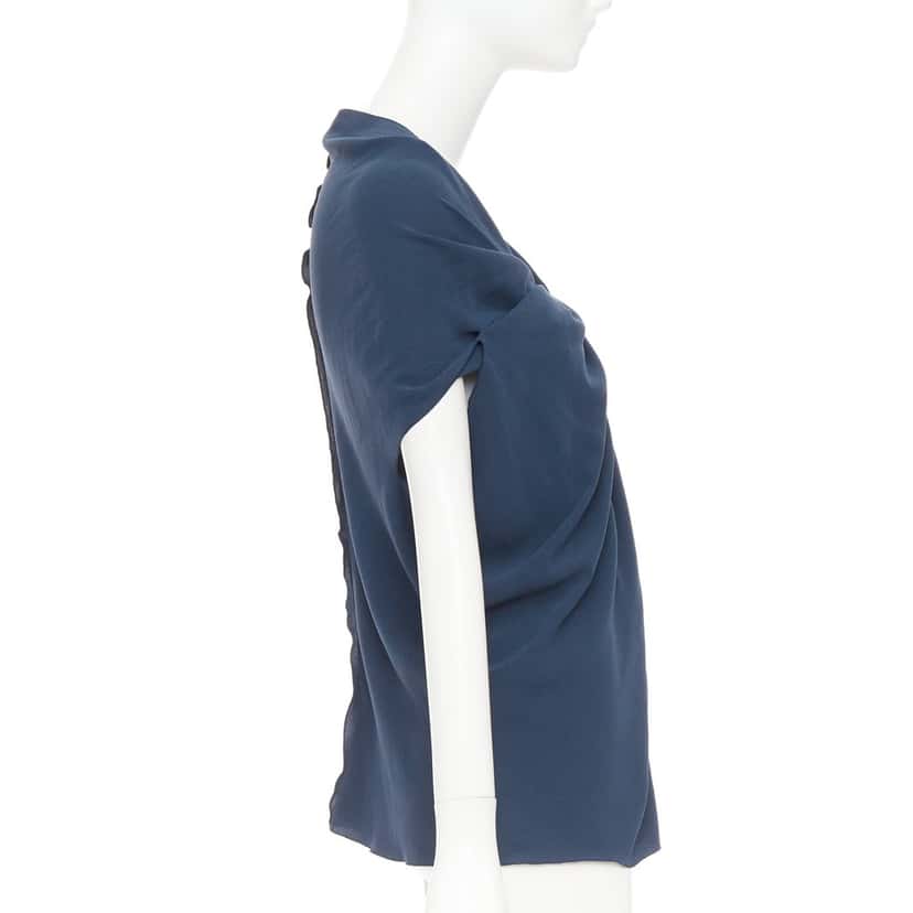 Lanvin Product Navy Very good condition - Model View