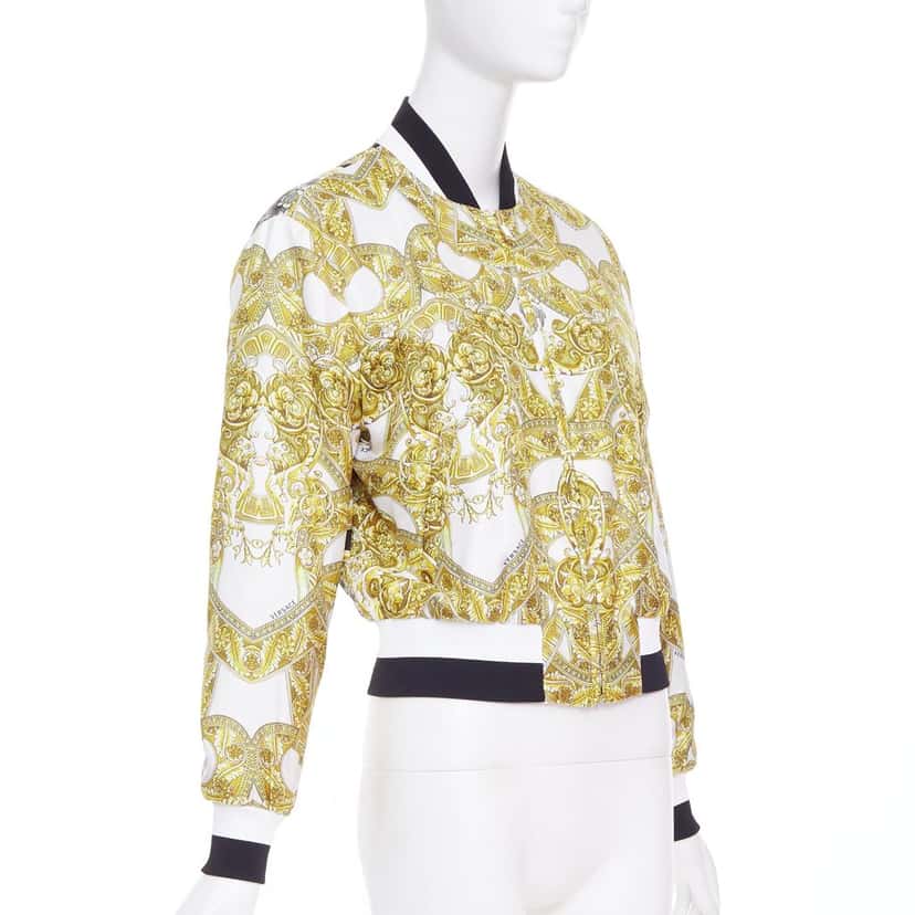 Versace Product White Silk Never worn, with tag - Model View