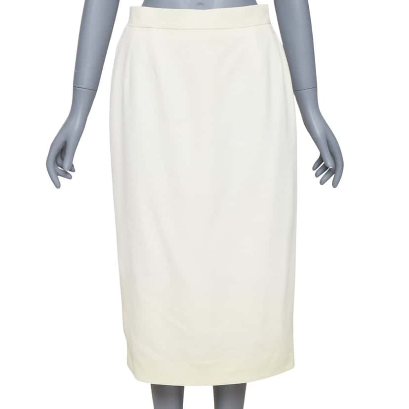 Chanel Product Ecru Wool Very good condition - Front View