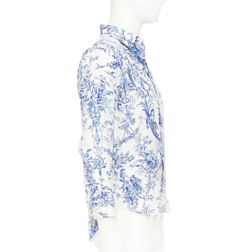 Dior Product Blue Silk Very good condition - Model View