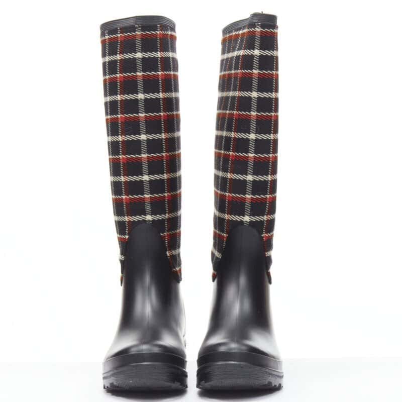 Moncler Gradient Platform Boots Black Rubber Never worn - Inside View