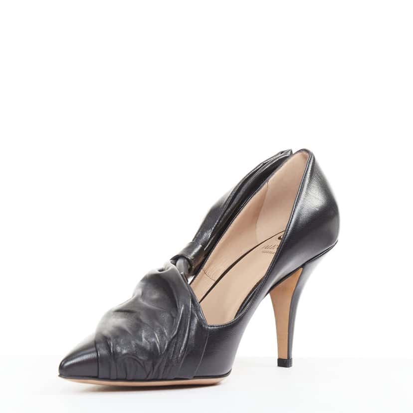 Valentino Product Black Leather Very good condition - Model View