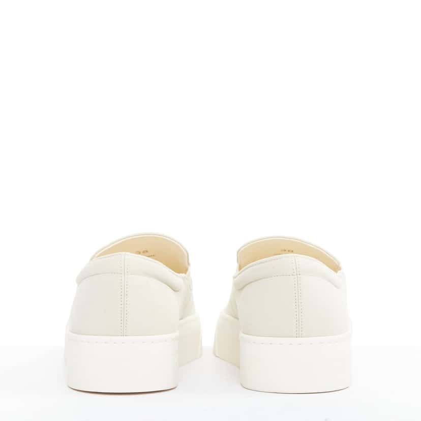 The Row Product Ecru Very good condition - Box View