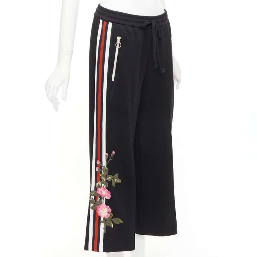 Gucci Floral Patch Joggers Black Very good condition - Front View