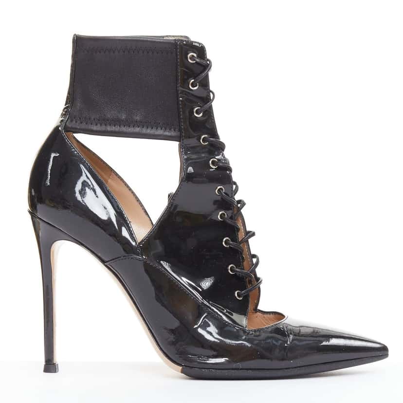 Gianvito Rossi Epi Suede Desert Boots Black Leather Fair condition - Front View