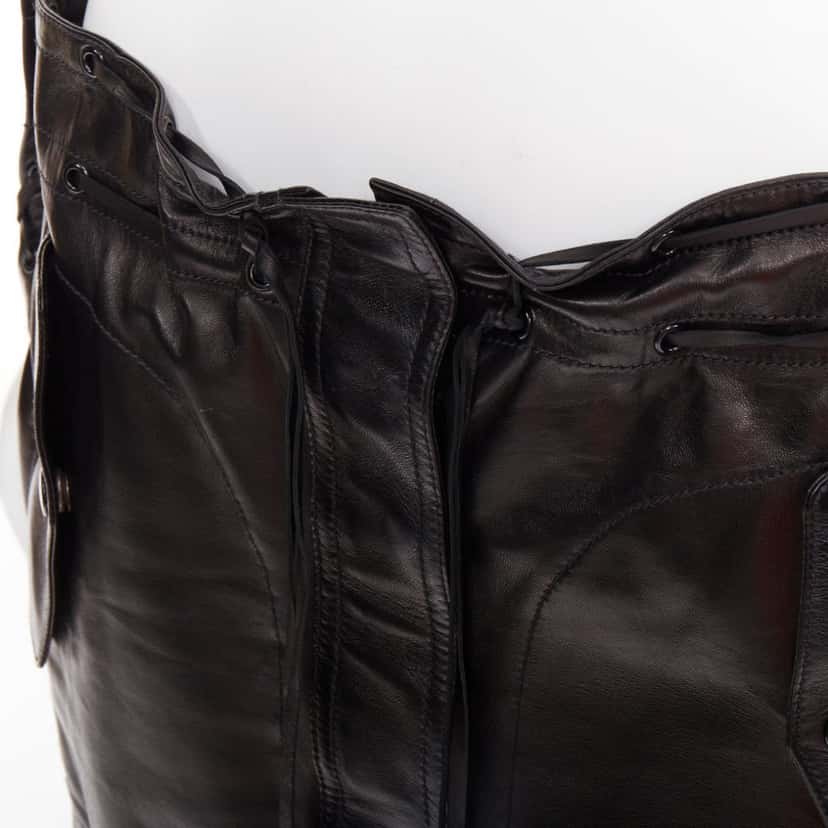 Saint Laurent Product Black Leather Very good condition - Back View