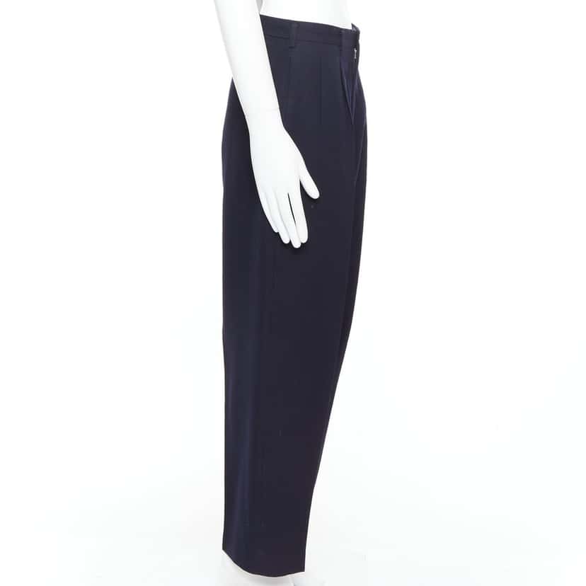 Yohji Yamamoto Pleated Wool Pants Black Wool Good condition - Model View