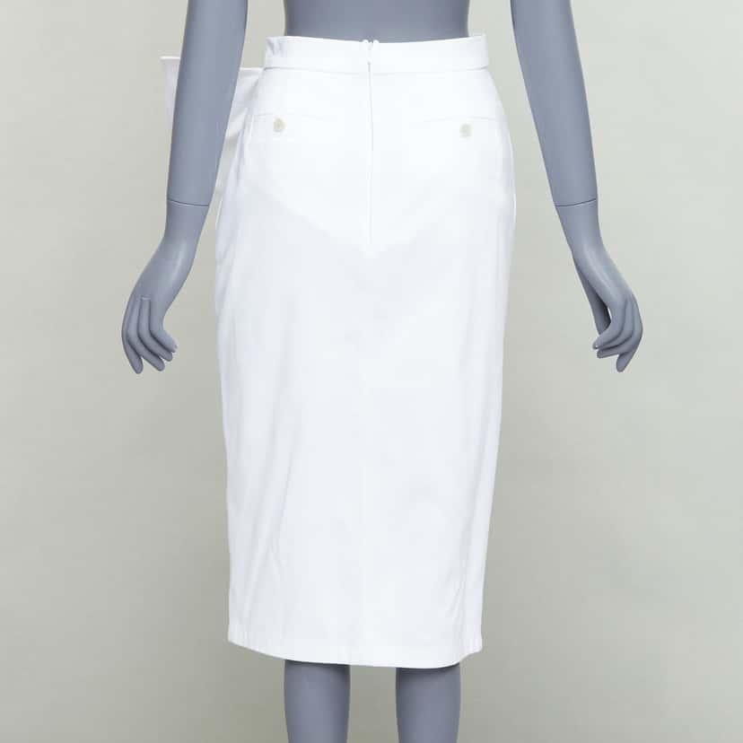 Max Mara Ruffle Button Skirt White Cotton Good condition - Box View