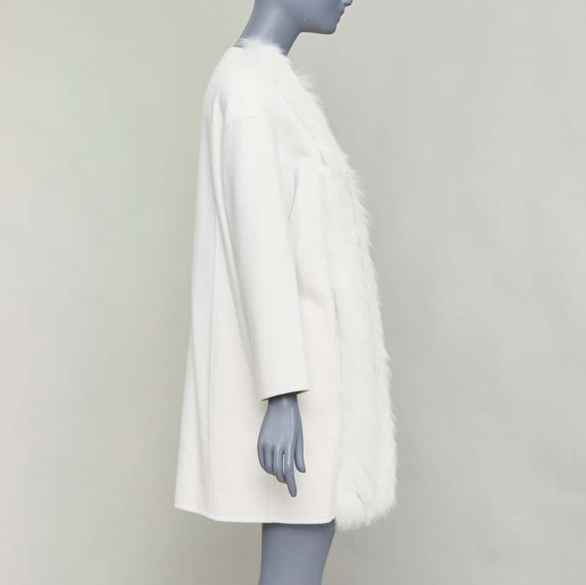 Fendi Product Ecru Cashmere Very good condition - Box View