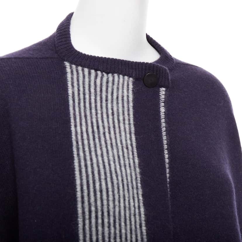 Hermes Product Navy Wool Very good condition - Back View