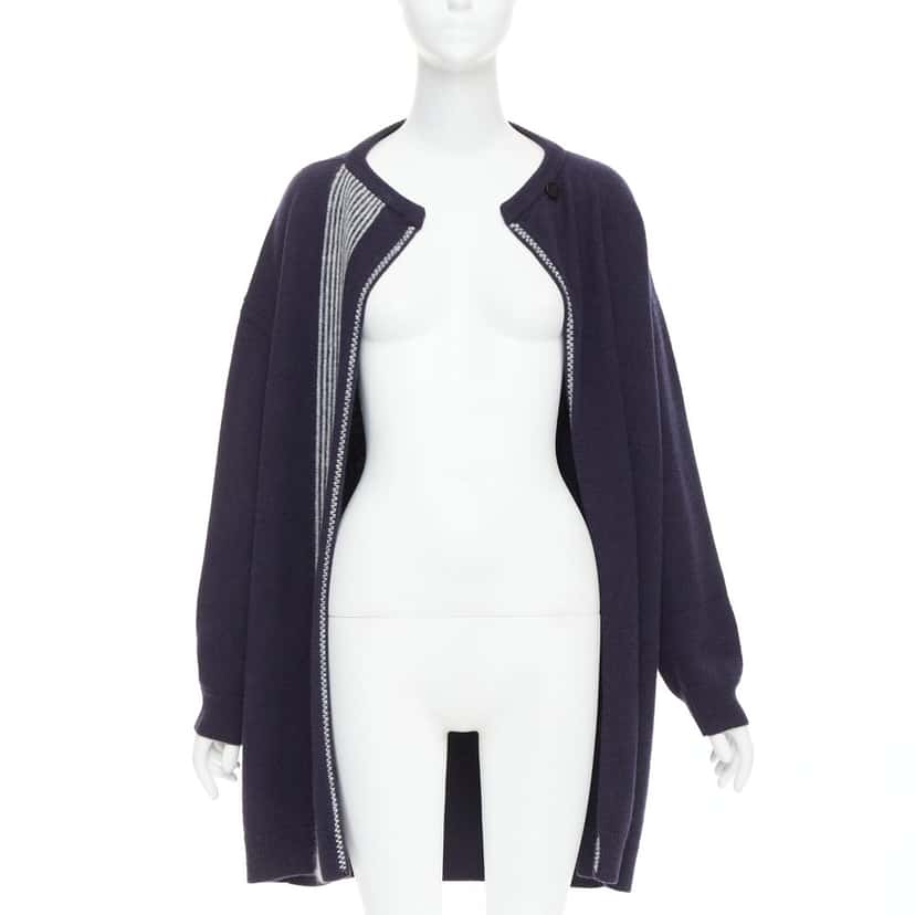 Hermes Product Navy Wool Very good condition - Inside View