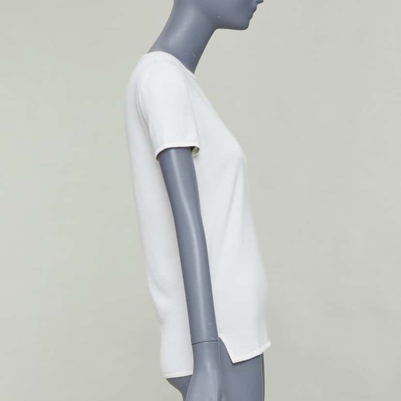 Hermes Product Ecru Cashmere Very good condition - Model View