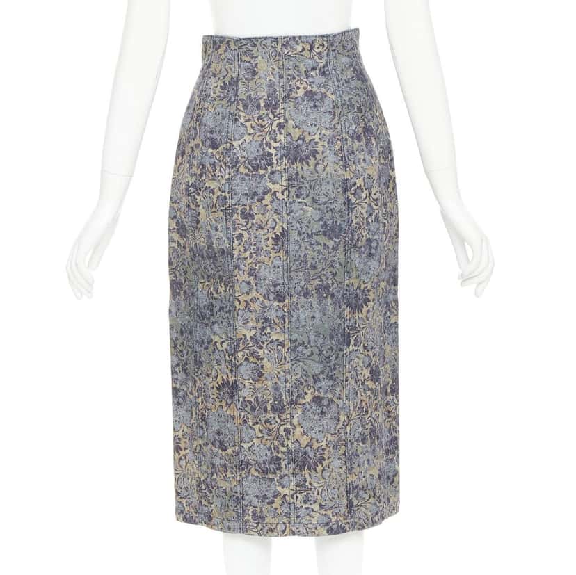 Dior Product Blue Denim Very good condition - Box View