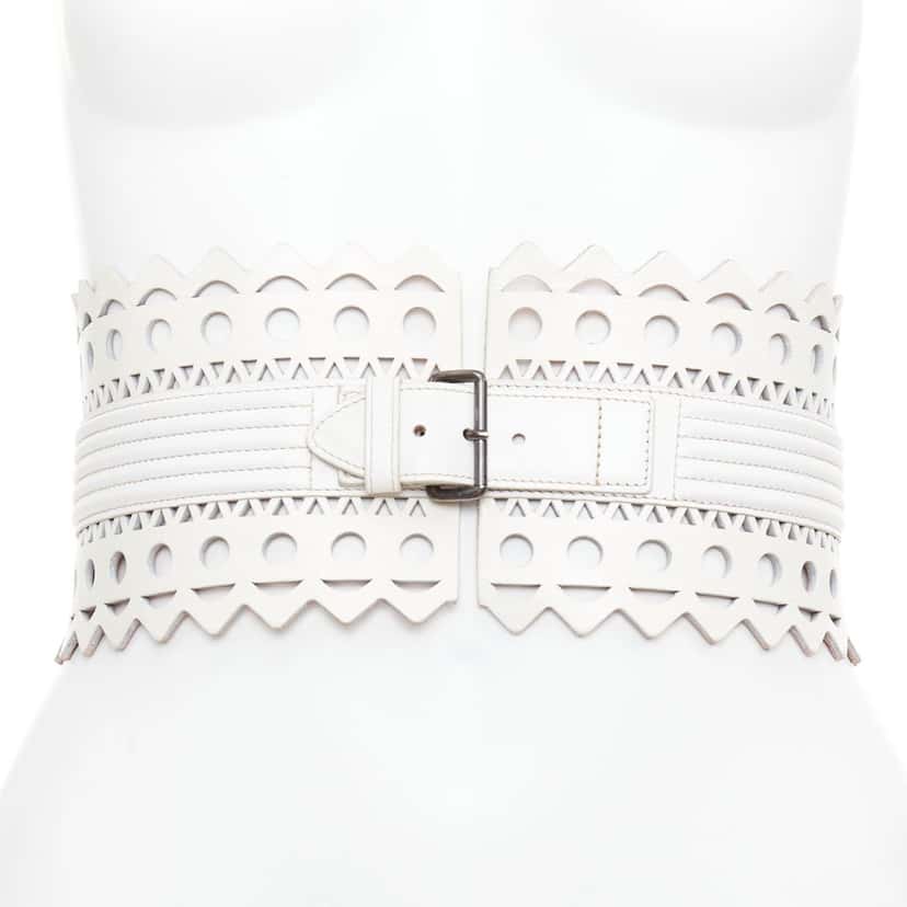 Alaia Product White Leather Good condition - Front View