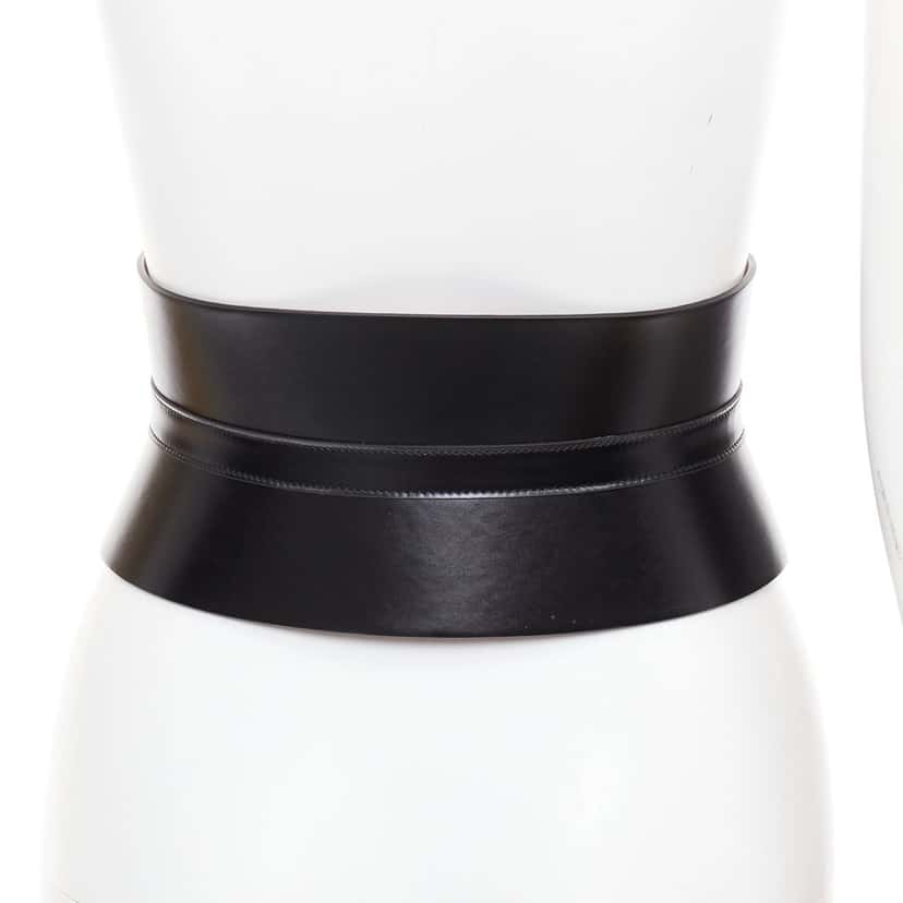 Alaia Product Black Leather Very good condition - Model View