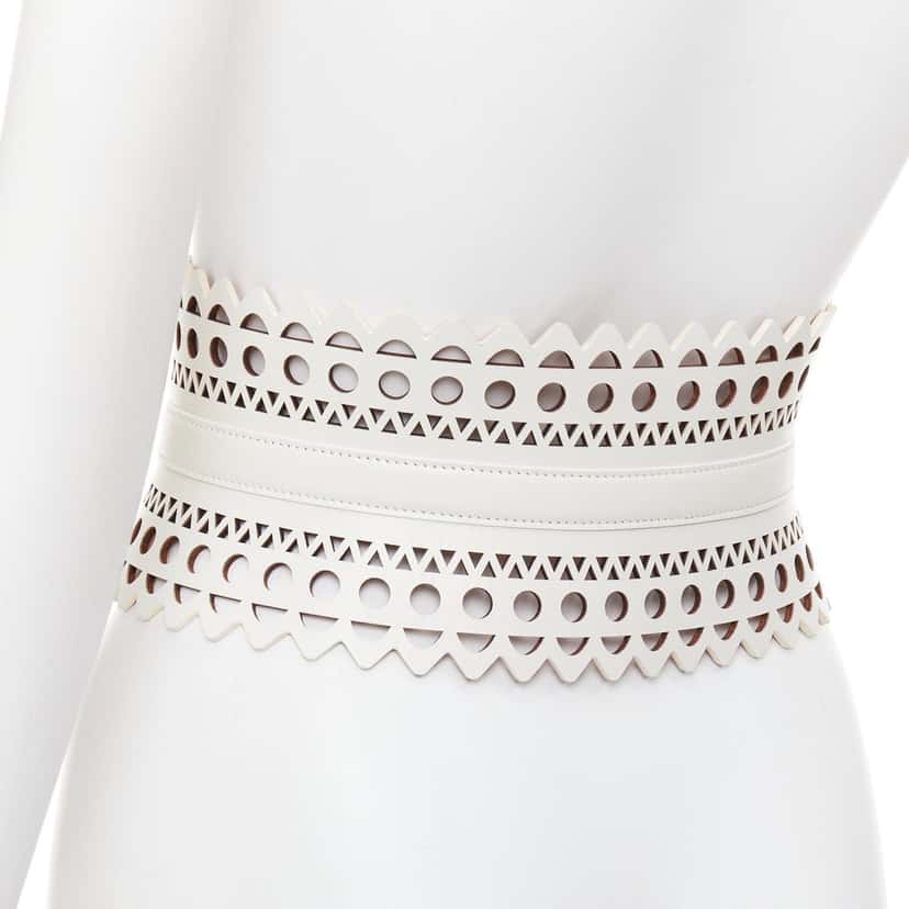 Alaia Product White Leather Very good condition - Box View